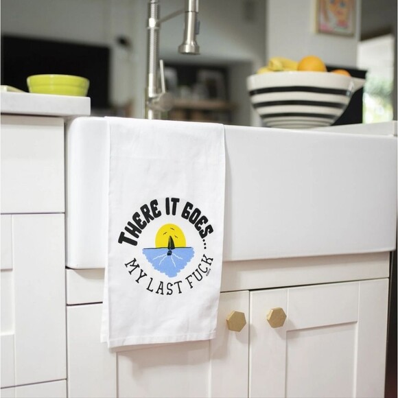 Twisted Wares SET OF 2- THERE GOES MY LAST F & F DISH SH!$ Dishtowel - Picture 3 of 10